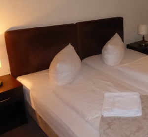 Hoteldoppelbett.